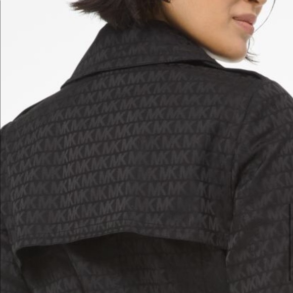 New Michael Kors Jacquard Exploded Logo Trench Coat 🖤 - Picture 4 of 10